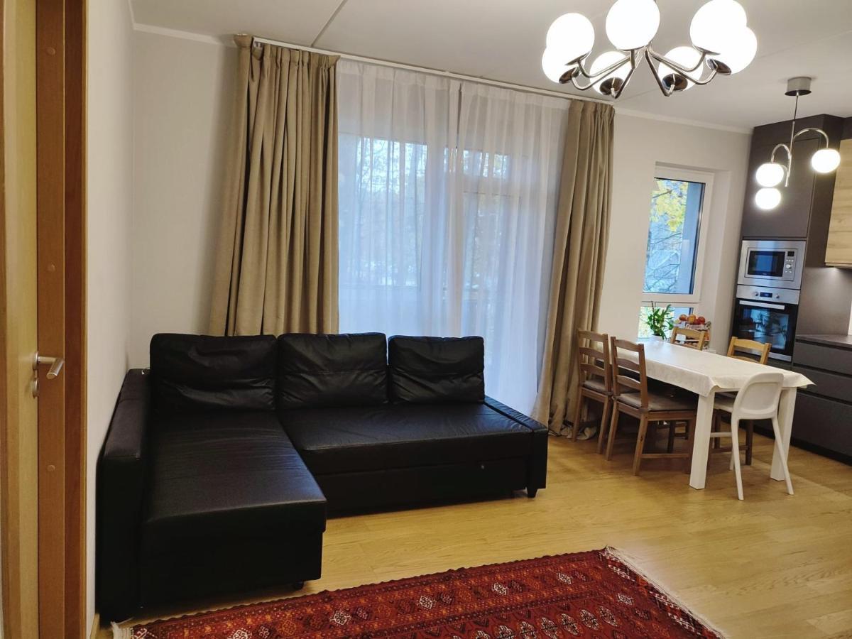 Cozy 2-Bedrooms Apartment In A New Complex Near The Airport And The Center Riga Exterior photo