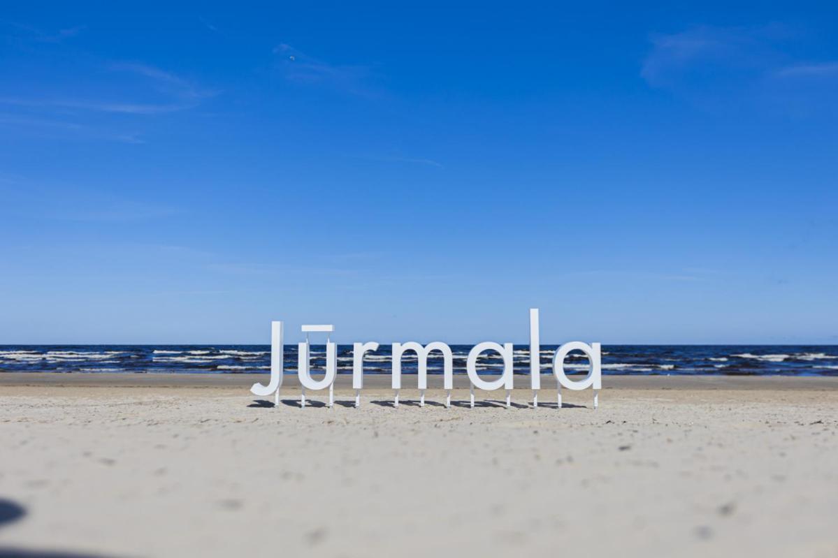 Cozy 2-Bedrooms Apartment In A New Complex Near The Airport And The Center Riga Exterior photo